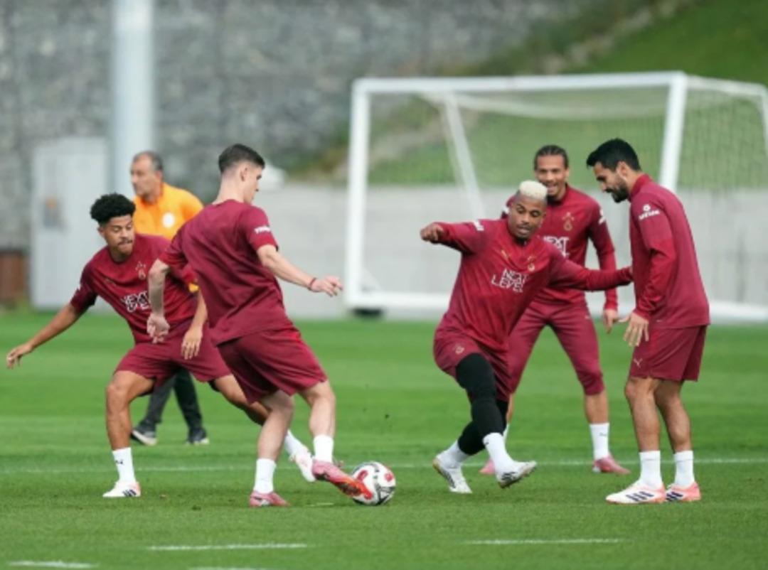 Beşiktaş derbisine saatler kala Galatasaray da Osimhen sürprizi! Antrenmanda flaş gelişme 1