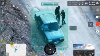 Jandarmayı fark edince, koltuk değişimi yaptılar ama... Dron kamerasını hesaba katmadılar