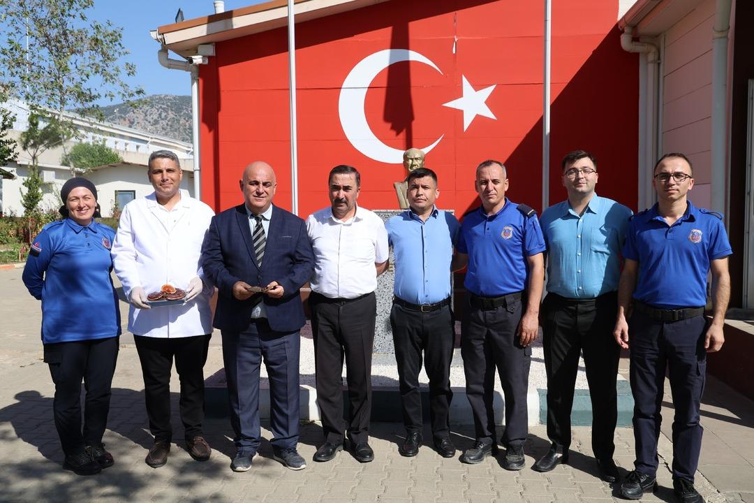 Yer: Adana cezaevi, kilosu 15 bin TL!  Denemek için başladık  Toz halinde tüketiliyor 2