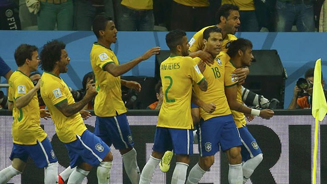 Transferde bombalar patlıyor