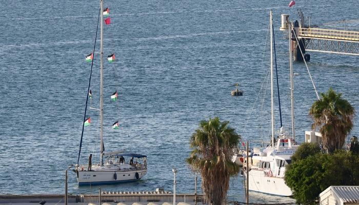 İsrail alıkoymuştu! Aktivistleri taşıyan uçak İstanbul'a indi