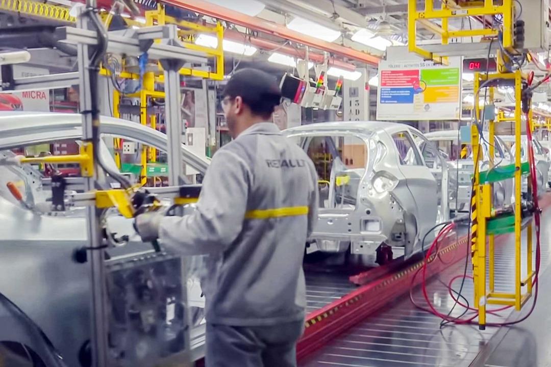 Renault’ta dev işten çıkarma: 3 bine yakın çalışanı riskte  1