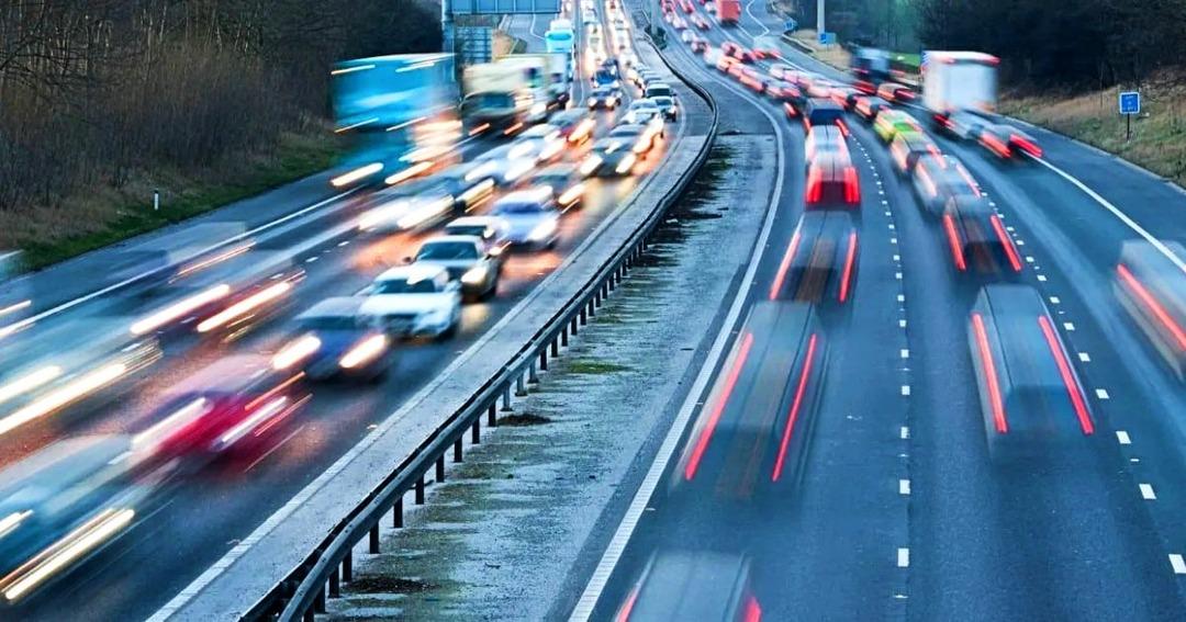 Trafik cezalarında tarihi artış yolda: Ölümle yarışana hapis, en tehlikeli ihlallere rekor fiyat etiketi! 1
