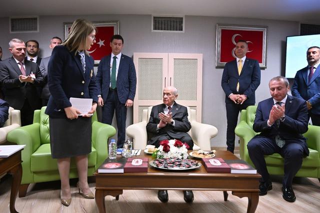 Bahçeli, partisinin Siyaset ve Liderlik Okulu nun yeni eğitim yılı açılışına katıldı 2