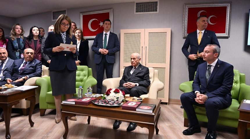 Bahçeli, partisinin Siyaset ve Liderlik Okulu'nun yeni eğitim yılı açılışına katıldı