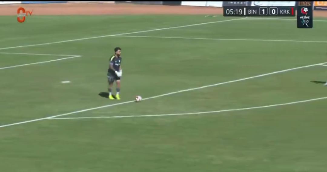 TFF 3. Lig de inanılmaz olay! Kaleci, kaleden kaleye gol attı... Herkes o anları konuşuyor 2