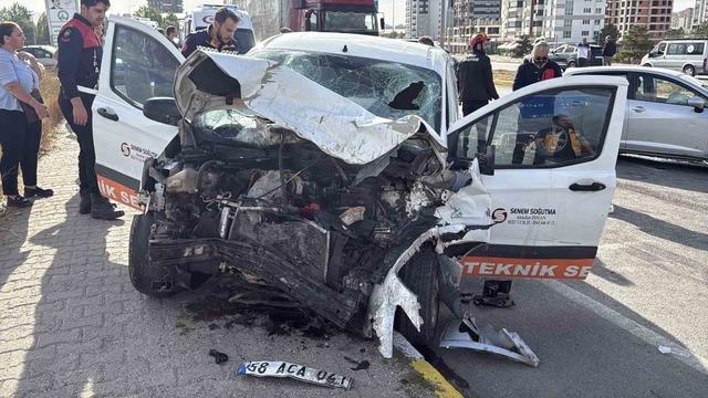 Sivas’ta feci kaza: 1 ölü, 2’si çocuk 4 yaralı 2