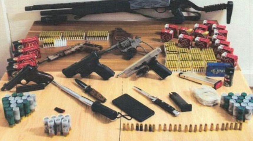 Bolu’da operasyon! Çok sayıda ruhsatsız silah ve mühimmat ele geçirildi