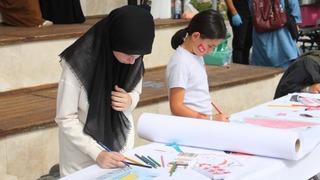 Fethiye’de çocuklar Filistinli akranları için resim çizdi
