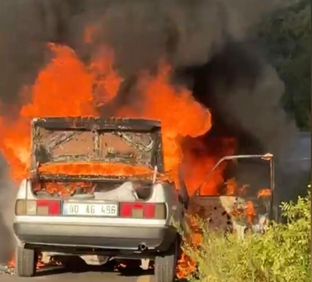 Osmaniye’de otomobil yangını ormana sıçramadan söndürüldü 2