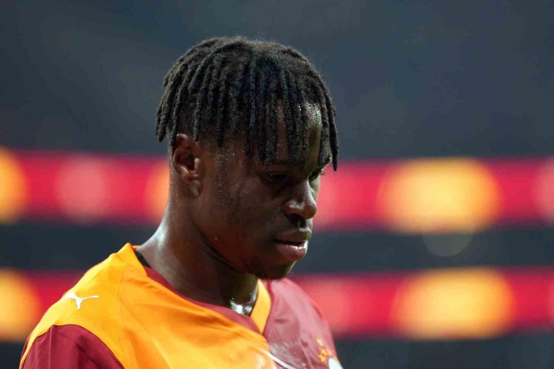 Rams Park da dev derbi eşitlikle sona erdi! Sergen Yalçınlı Beşiktaş Galatasaray ın galibiyet serisine dur dedi... 2