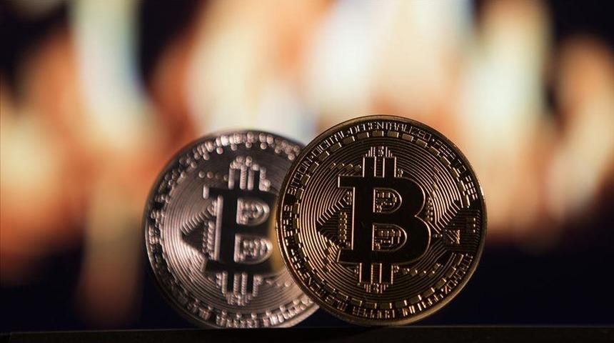Kripto para piyasasında kara bulutlar: Bitcoin çöküşü ve ABD'den Çin'e gümrük şoku