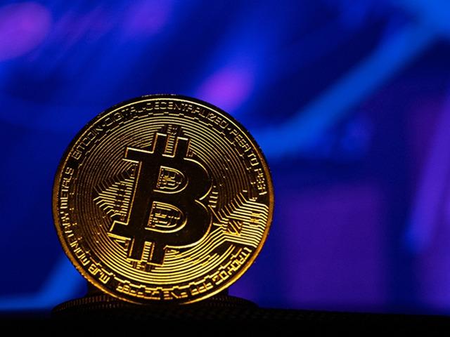 Bitcoin rekor kırdı! Bitcoin ne kadar oldu? Tarihi seviyeyi gördü