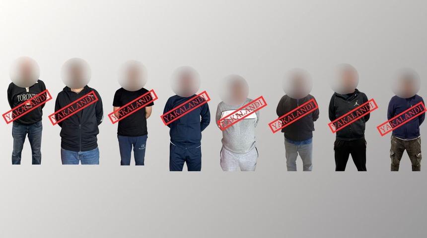 Bakan Yerlikaya duyurdu! 8 suçlu Türkiye'ye getirildi