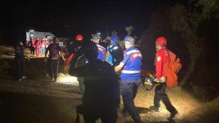 Mağarada mahsur kalan çocuklar için harekete geçildi