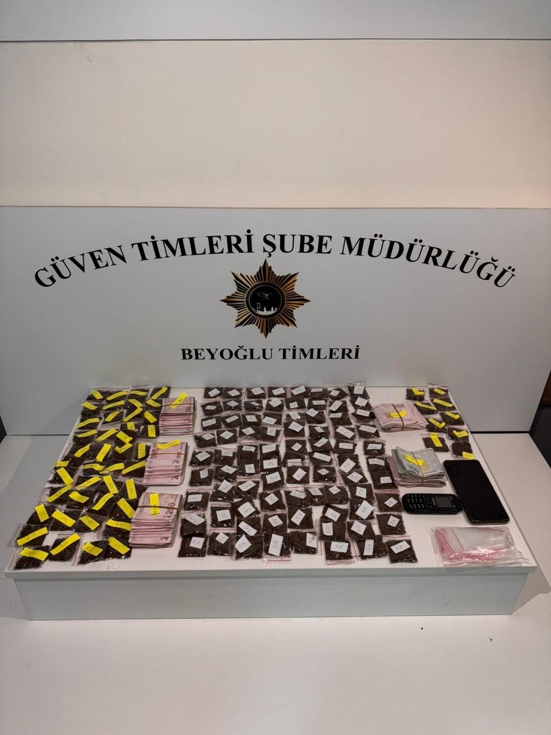 Herkes  Bastonlu Dede  olarak biliyordu: Torbacı çıktı! Bakın nasıl saklıyormuş... 6