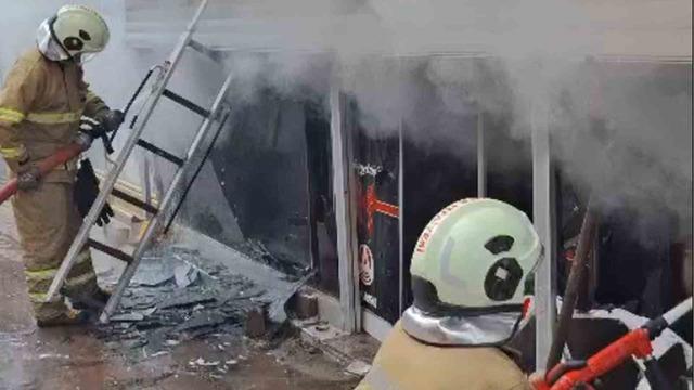 Kırıkkale’de telefon mağazasında korkutan yangın 1