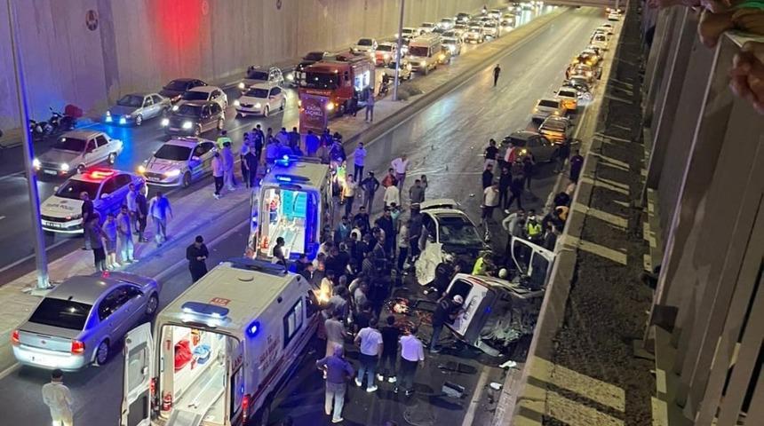 Şanlıurfa'da trafik kazasında ağır yaralanan sürücü öldü: 4 yaralı