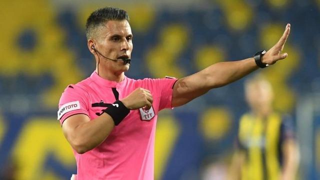 Samsunspor - Fenerbahçe maçının VAR’ı Sarper Barış Saka oldu