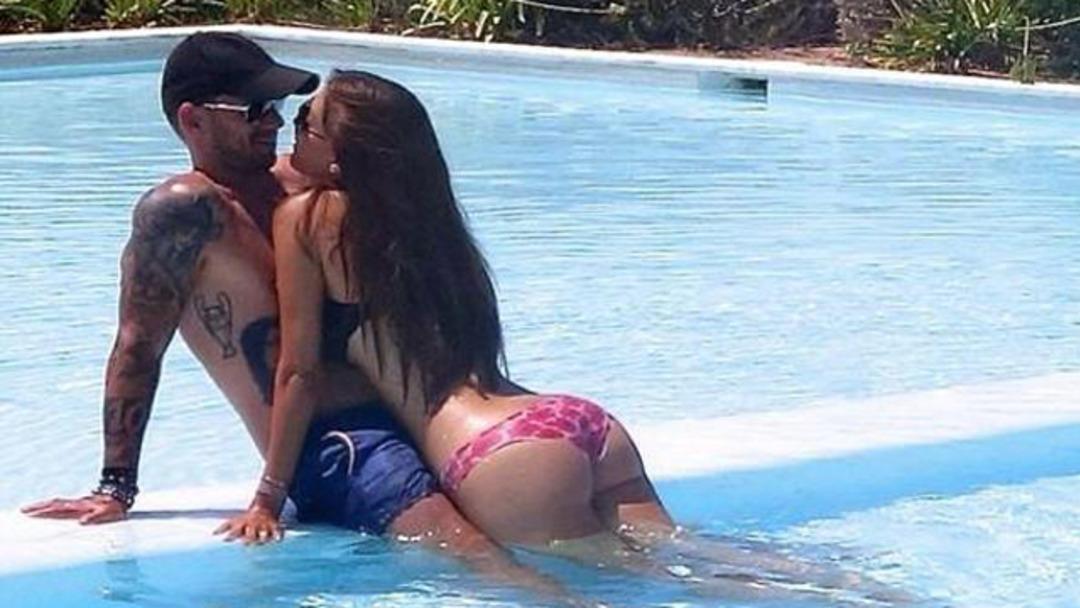 Yolanthe'den olay paylaşım! Sneijder...