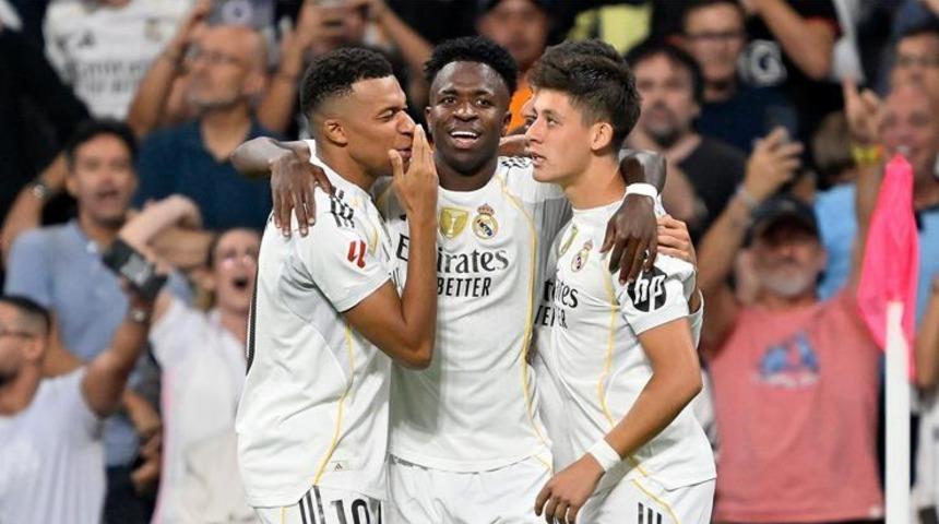 Real Madrid maç fazlasıyla liderliğe yükseldi