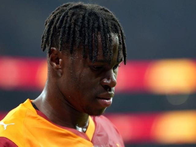 Beşiktaş derbisinde sakatlanarak oyundan çıkmıştı! Galatasaray'dan Wilfried Singo açıklaması