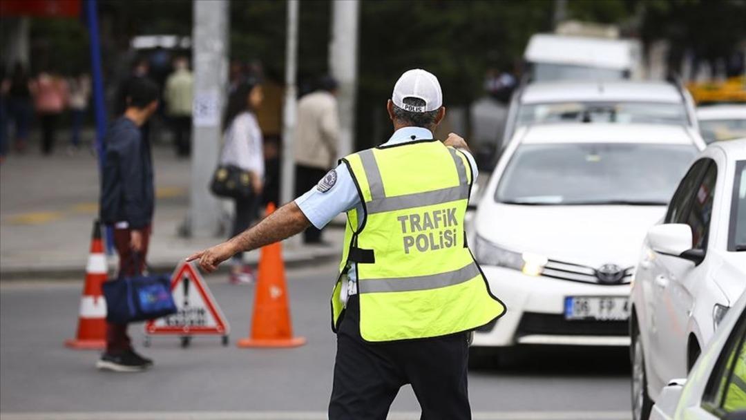 Trafikte yeni dönem! Sürücü belgeleri geri alınacak... Kullanılması zorunlu olacak 1