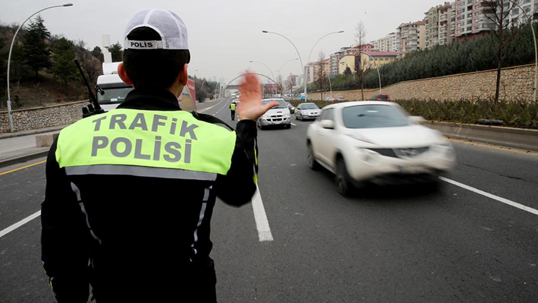 Trafikte yeni dönem! Sürücü belgeleri geri alınacak... Kullanılması zorunlu olacak 5