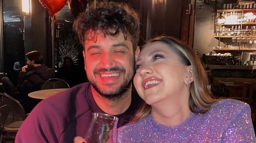 Fenomen isim meğerse hamileymiş! "Şok olduk" diyerek paylaştı