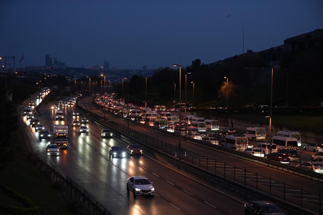 Trafik kuralları sil baştan! Yeni düzenleme Meclis te 1