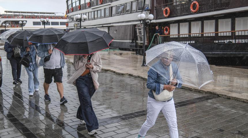 Meteoroloji'den uyarı! Sağanak yağış ve serin hava geliyor: İşte güncel hava durumu raporu