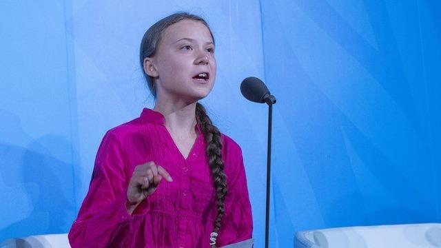 İsrail, Greta Thunberg'i Yunanistan'a sınır dışı edecek