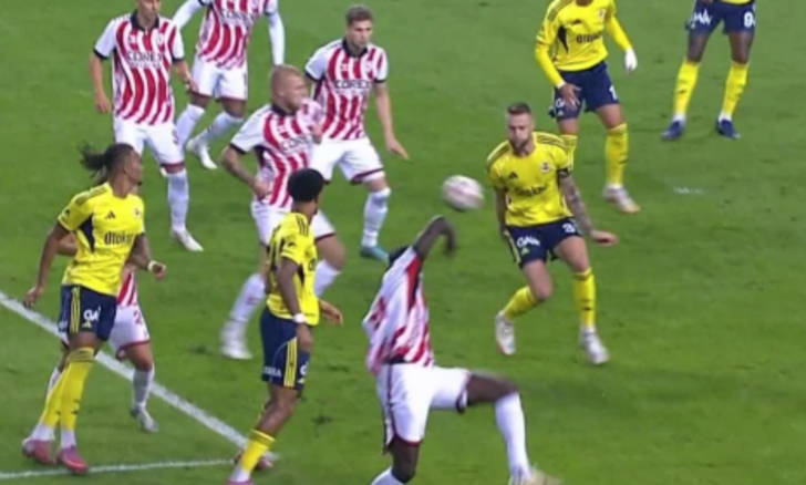 Samsunspor-Fenerbahçe maçının hakemi Halil Umut Meler için ne dediler? beIN Trio ekibinden Samsunspor'un iptal edilen golü için olay yorum... İşte UEFA kuralı!  G2