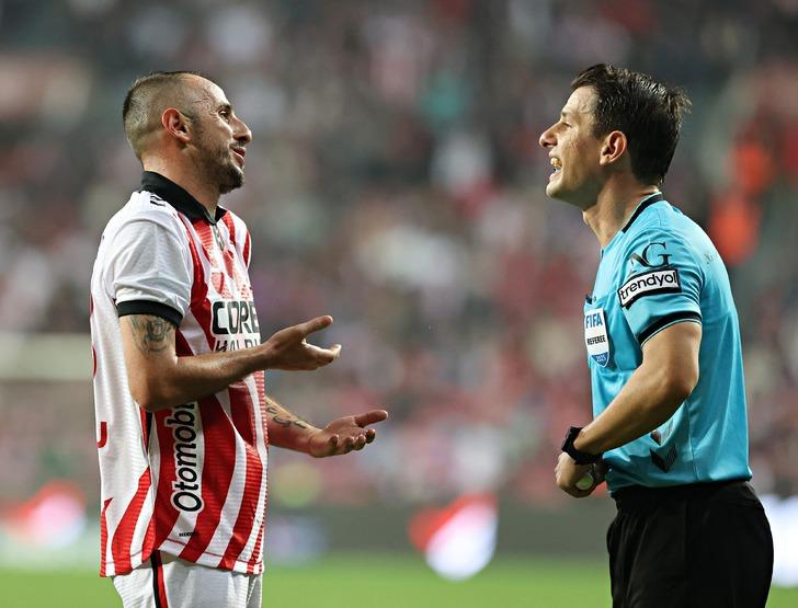 Nihat Kahveci'den Samsunspor beraberliği sonrası, Fenerbahçe yönetimine çağrı! Taraftara da seslendi: Allah sabır versin G5