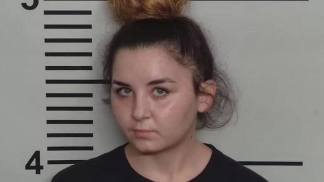 Ablasına uykusunda faciayı yaşattı! Hapse girmeden önce Facebook'tan dalga geçti