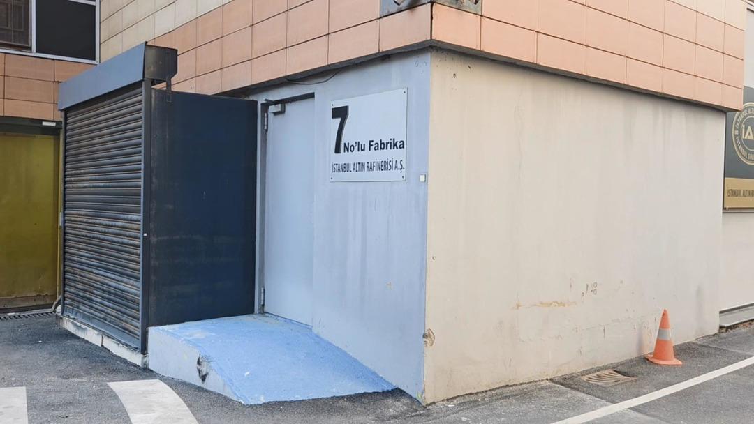 İstanbul Altın Rafinerisi soruşturmasında dikkat çeken kare! İki isim bir arada: Yıllar önceki fotoğraf sosyal medyada gündem oldu 1