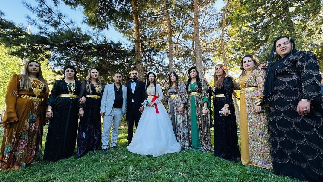 Vietnam dan Yüksekova ya gelin geldi: Müslüman oldu! Altınlar takıldı, halaylar çekildi... 5