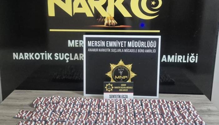 21579071-700x400 Takside arama yapan polis binlerce uyuşturucu hap ele geçirdi