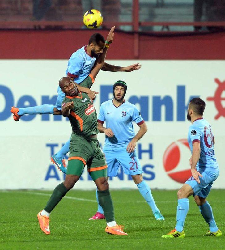 Napoli - Trabzonspor maçından kareler G3