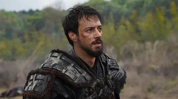 Kuruluş Orhan fırtınası esiyor: Barış Falay'dan oyuncu kadrosuna övgü, Cihan Ünal'dan Osman Bey Yorumu!