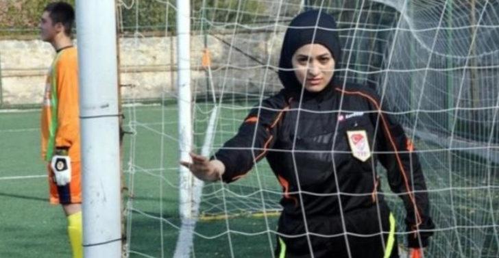 Başörtülü futbol hakemi G3