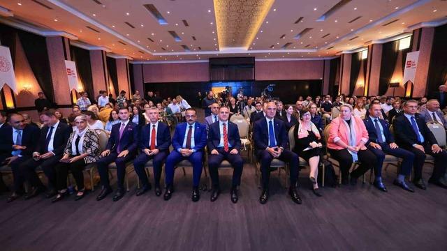 Kültür ve Turizm Bakanı Ersoy: 9 bin kültür varlığı geri iade edildi