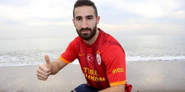 Galatasaray'da 3 futbolcu kadro dışı G4