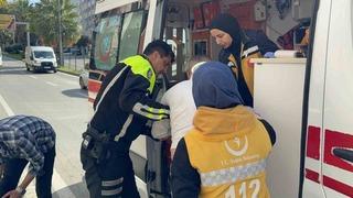 Samsun’da motosiklet devrildi: 2 yaralı