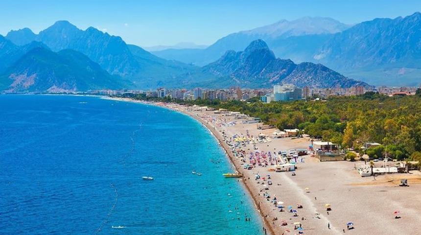 Yer: Antalya! Yılın 9 ayında gelen turist sayısı 14 milyonu aştı: 'Yüksek sezon devam ediyor'