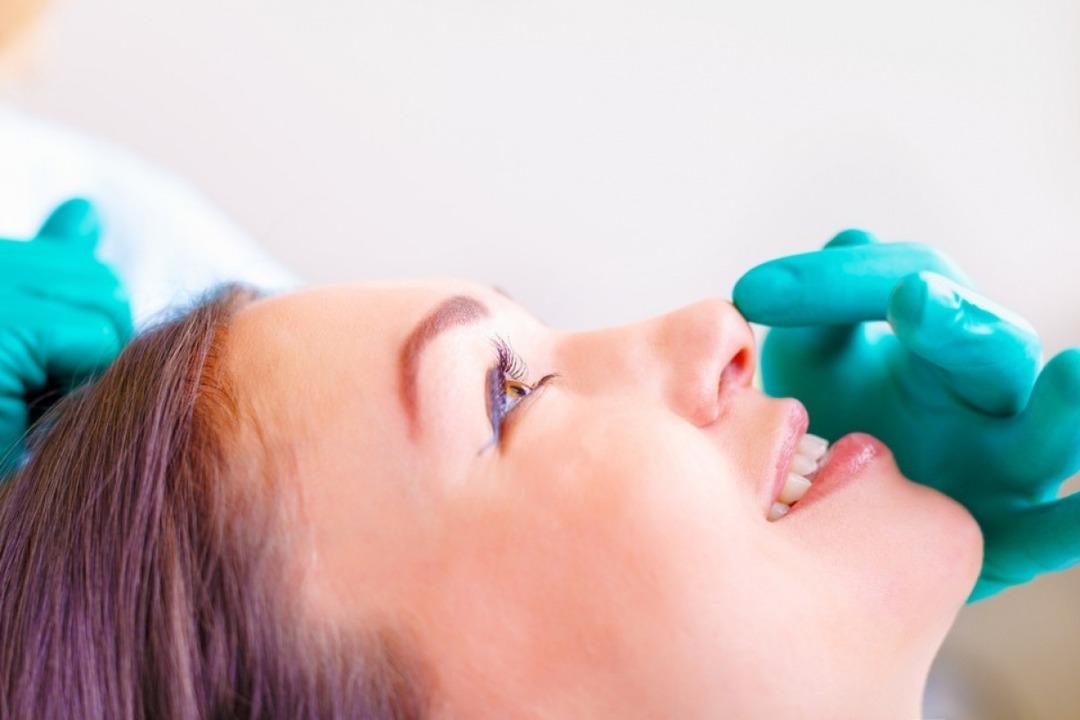 Mevsim geçişlerinde estetik yaptıranlar dikkat! Estetik sonrası iyileşmek için adımlar... 1