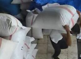 450 bin TL kayıplara karıştı! 7 çuvalı tek tek taşıdı