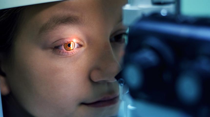 Aileler dikkat! Çocuklarda 'ekran bağımlılığı' uyarısı: Çocuklarda gözlük kullanımı arttı...