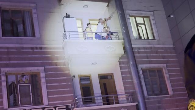 Yer: Aksaray! Çocukları rehin aldı, feryatları yürekleri dağladı: 'Anne ne olur gel'