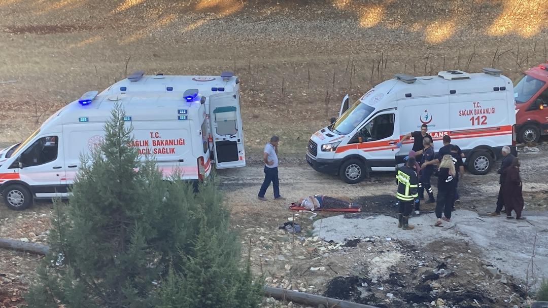 Son dakika! Mersin de katliam gibi kazada kahreden detay! 4 kişi öldü, 19 yaşındaki sürücü ehliyetsiz çıktı 5